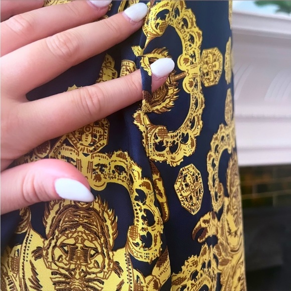 VINTAGE TIBI 100% Silk Blue & Gold Medallion Print Button Up Shift Dress Size 4 - Picture 12 of 15